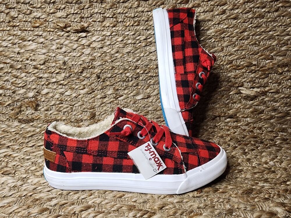 NEW Blowfish Malibu Sneakers Shoes Slip On Red Black Plaid Faux Fur Size 8.5